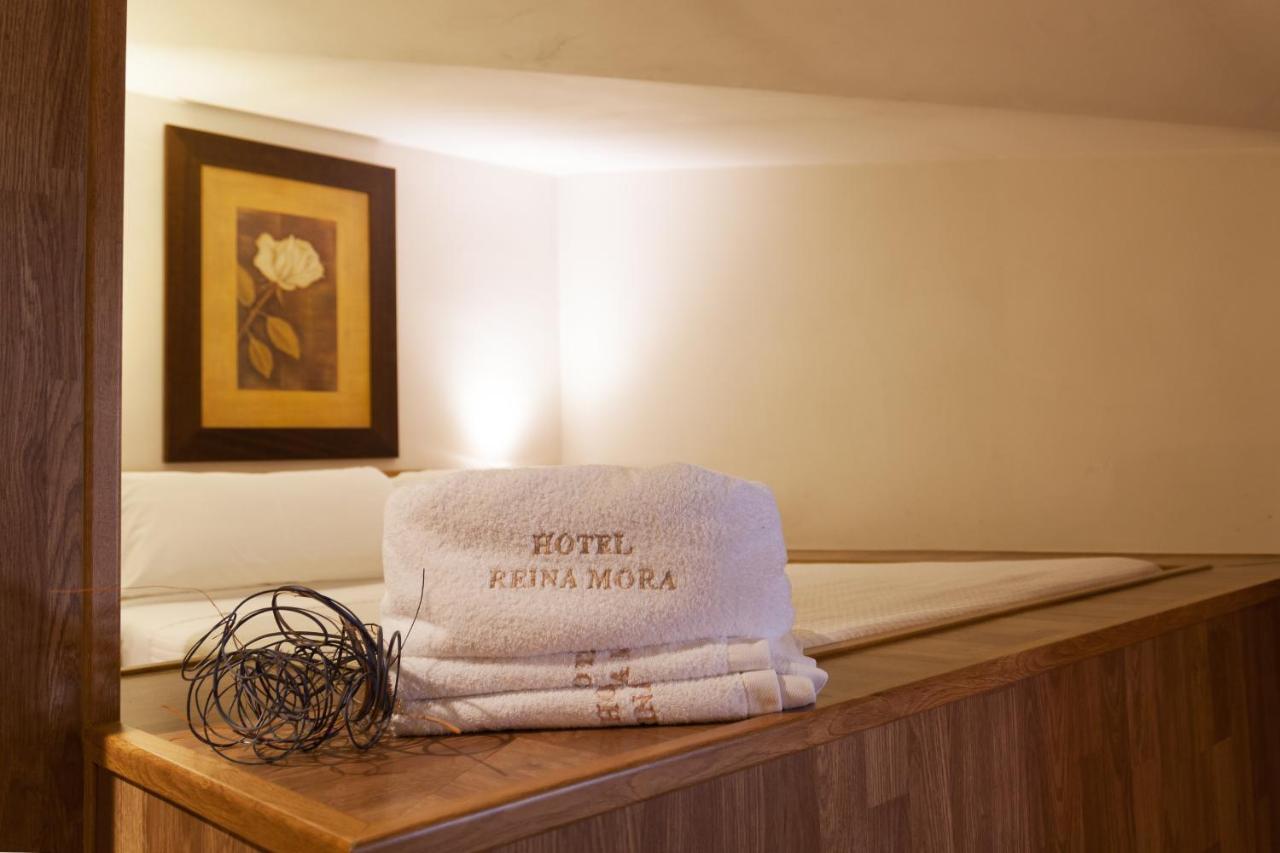גרנדה Hotel Boutique Reina Mora מראה חיצוני תמונה