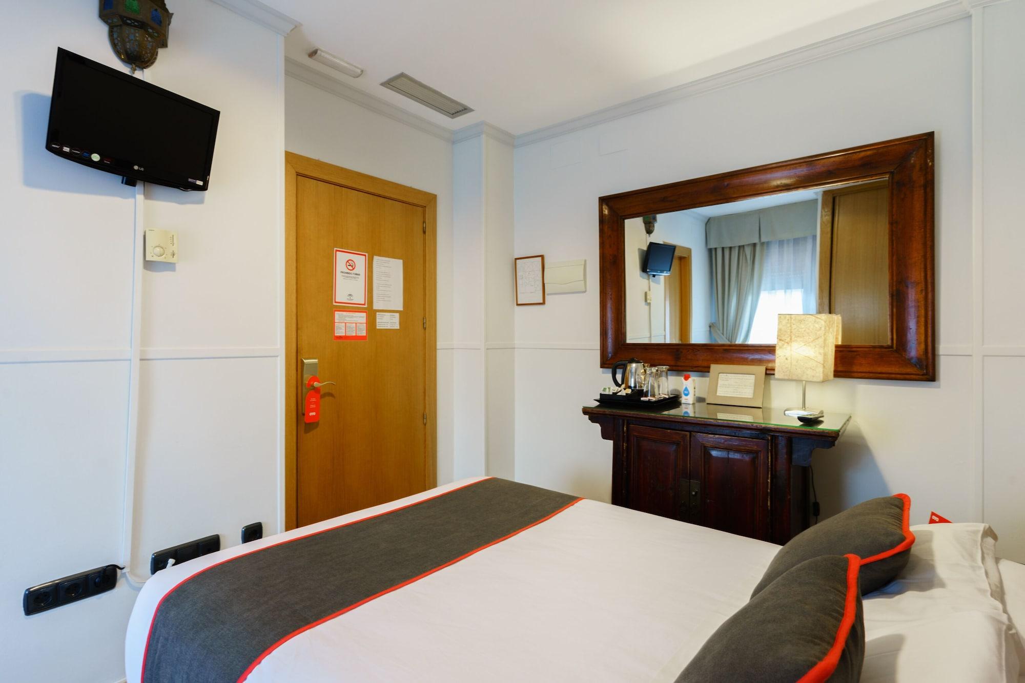 גרנדה Hotel Boutique Reina Mora מראה חיצוני תמונה