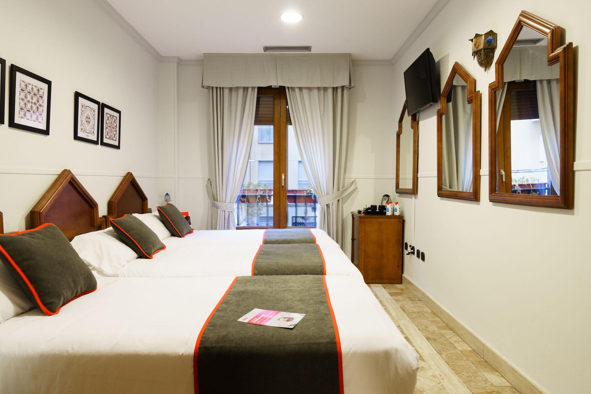 גרנדה Hotel Boutique Reina Mora מראה חיצוני תמונה
